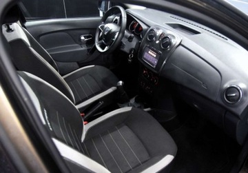 Dacia Sandero II Hatchback 5d Facelifting 0.9 TCe 90KM 2017 Dacia Sandero Stepway Benzyna Klimatyzacja Duze radio Zarejestrowany 90KM, zdjęcie 4