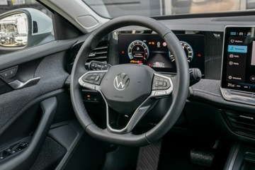 Volkswagen Passat B8 Variant Facelifting 1.5 TSI EVO 150KM 2025 Volkswagen Passat 1.5 TSI mHEV 150 KM DSG, zdjęcie 19