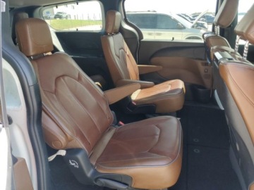 Chrysler Pacifica II 2017 Chrysler Pacifica Limited 2017 3.6l 3.6 Benzyna 287KM, zdjęcie 11