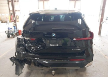 BMW X1 U11 2023 BMW X1 2023r., Xdrive28i, 2L, od ubezpieczalni 2.0 Benzyna 244KM, zdjęcie 4