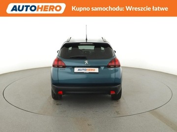 Peugeot 2008 I SUV Facelifting 1.2 PureTech 110KM 2017 Peugeot 2008 Style panorama grzane fotele kamera, zdjęcie 5