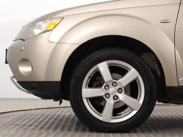 Mitsubishi Outlander II 2.0 DID DOHC 140KM 2008 Mitsubishi Outlander 2.0 DI-D, Salon Polska, zdjęcie 14