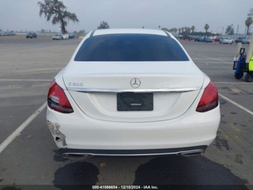 Mercedes Klasa C W206 2021 Mercedes-Benz Klasa C 300 2021 2.0l 2.0 Benzyna 255KM, zdjęcie 4