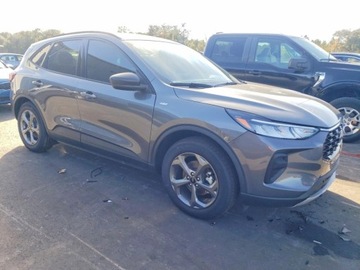 Ford Escape III 2025 Ford Escape St Line 2025 1.5 Benzyna 180KM, zdjęcie 4