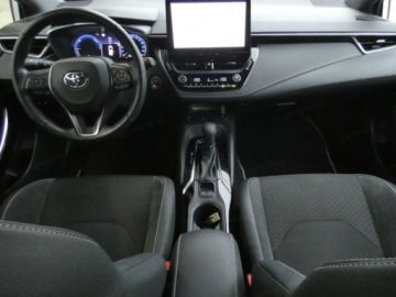 Toyota Corolla XII TS Kombi Facelifting 1.8 Hybrid 140KM 2025 Od ręki - Executive 1.8 Hybrid 140KM | Podgrzewane fotele!, zdjęcie 6