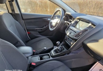 Ford Focus III Kombi Facelifting 1.0 EcoBoost 125KM 2017 Ford Focus Super Stan NAVI - Kamera - 114 Tkm - Zarejstrowany 125KM, zdjęcie 6