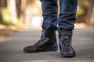 Short Motorcycle Shoes seca Apex Pro Black Black Freebies