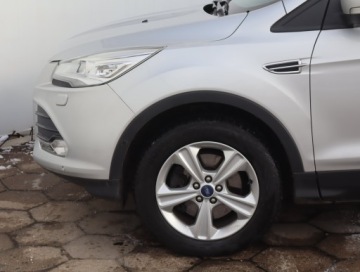 Ford Kuga II SUV 2.0 TDCi 180KM 2015 Ford Kuga 2.0 TDCi, 177 KM, 4X4, Skóra, Navi, zdjęcie 12