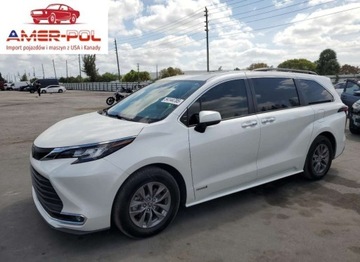 Toyota Sienna III 2021 Toyota Sienna XLE 2021 2.5l 2.5 Hybryda 245KM