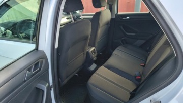 Volkswagen T-Roc I SUV 1.0 TSI 110KM 2021 Volkswagen T-Roc 1.0TSI 110KM ACC SalonPL ASO Iwl, zdjęcie 10