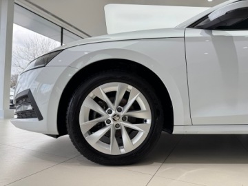 Skoda Octavia IV Kombi 2.0 TDI 115KM 2022 Skoda Octavia Ambition / LED / Kamera cofania / Ca, zdjęcie 16