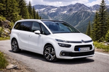 Citroen Grand C4 Picasso II Grand Picasso Facelifting 2.0 BlueHDi 150KM 2018 Salon Polska LIFT 2.0HDI Manual Serwis Alu