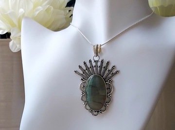 Wisior _ Labradoryt _ Indie _ handmade _ 21