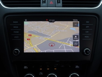 Skoda Octavia III Kombi Facelifting 2.0 TDI 150KM 2018 Skoda Octavia 2.0 TDI, Salon Polska, DSG, Navi, zdjęcie 12