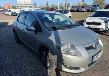 Toyota Auris I Hatchback 1.4 i 16V VVT-i 97KM 2007 Toyota Auris 1.4 Benzyna 97KM, zdjęcie 6