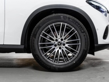Mercedes GLC C254/X254 Coupe 2.0 220d 197KM 2025 GLC 220 d 4-Matic Avantgarde 2.0 (197KM) 2025, zdjęcie 3