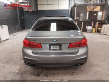 BMW Seria 5 G30-G31 2020 BMW M5 2020 BMW 5 Series M550i xDrive Sedan 4.4 Benzyna 53KM, zdjęcie 6