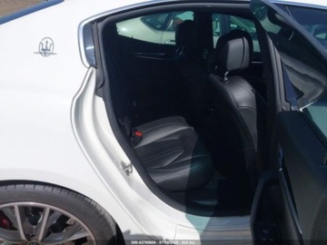 Maserati Ghibli III 2021 Maserati Ghibli S 2021 3.0l 3.0 Benzyna 424KM, zdjęcie 12