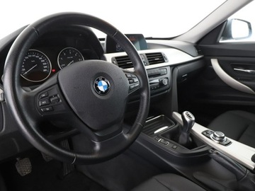 BMW Seria 3 F30-F31-F34 Limuzyna 2.0 318d 143KM 2015 BMW 3GT bi-xenon/LED skóra navi klima auto, zdjęcie 13