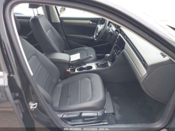 Volkswagen Passat B8 2022 Volkswagen Passat Volkswagen Passat 2.0T SE Auto 2.0 Benzyna 174KM, zdjęcie 9