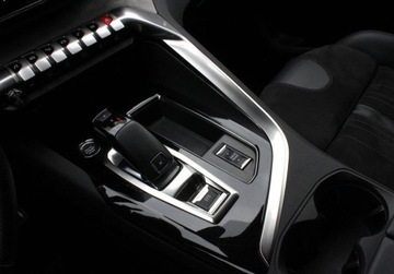 Peugeot 5008 II Crossover Facelifting 1.2 PureTech 130KM 2022 Peugeot 5008 GT Eat8 Fv23 Od RiA 1.2 Benzyna 130KM, zdjęcie 12