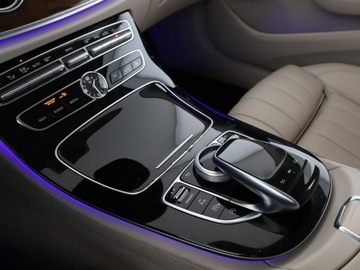 Mercedes Klasa E W213 Limuzyna 2.0 220d 194KM 2016 Mercedes E 220 Avantgarde Automat Navi Kamera, zdjęcie 28