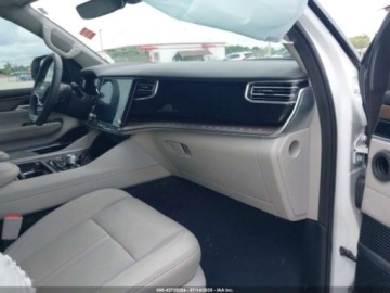 Jeep Wagoneer II 2024 Jeep Grand Wagoneer 2024, od ubezpieczalni 3.0 Benzyna 510KM, zdjęcie 6