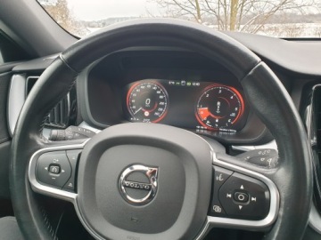 Volvo XC60 II 2019 VOLVO XC60 MR2020 4x4 AUT, PANORAMA, virtual cockpit, sport fotel, KAMERA, zdjęcie 17