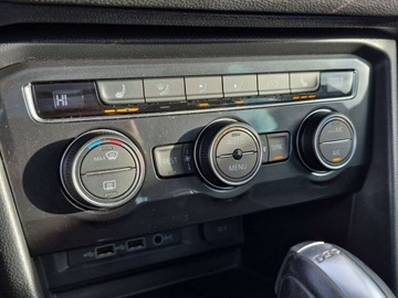 Volkswagen Tiguan II SUV 2.0 TSI 230KM 2018 Volkswagen Tiguan Salon PL R-line 230km 4motion Panorama KameraModel 2019, zdjęcie 25