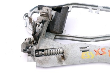 BMW X5 E53 DRŽÁK SKŘÍŇKA KLIKY DVEŘE PRAVÝ PŘEDNÍ 7025992