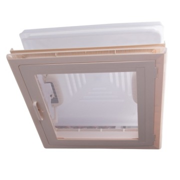 Мансардное окно 40Х40 МПК москитная сетка, форточка Белый