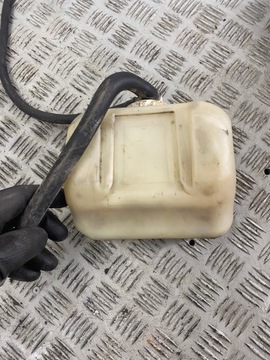 MITSUBISHI PAJERO II NÁDOBKA VYROVNÁVACÍ 91-99R