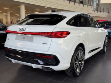 Audi 2026 AUDI Q5 TFSI quattro S line Sportback Suv 2.0 (204KM) 2026, zdjęcie 1