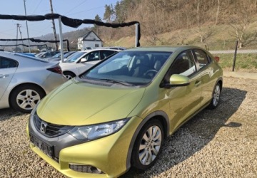 Honda Civic IX Hatchback 5d 1.8 i-VTEC 142KM 2013 Honda Civic Honda Civic IX 2013r 1.8 benzyna 142 KM 1.8 Benzyna 142KM, zdjęcie 3