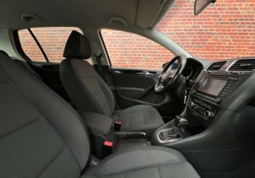 Volkswagen Golf VI Hatchback 5d 1.4 TSI 122KM 2009 Volkswagen Golf AUTOMAT DSG Hak Niski przebieg Warszawa 1.4 Benzyna 122KM, zdjęcie 11