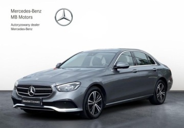 Mercedes Klasa E W213 Limuzyna Facelifting 2.0 220d 200KM 2023 Mercedes-Benz Klasa E SalonPL 4Matic Avantgarde Led El. Fotele Kamera 360