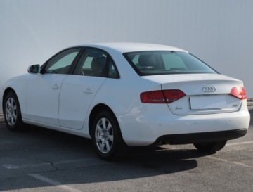 Audi A4 B8 Limousine 2.0 TDI 143KM 2011 Audi A4 2.0 TDI, Xenon, Klima, Klimatronic, zdjęcie 3