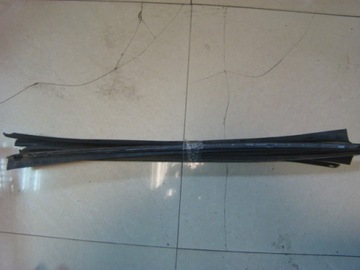 LISTWA ZGARNIAJĄCA LEWA GOLF VII 5G0854327B