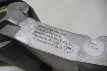 AUDI A3 8P 05R LOKETNÍ OPĚRKA 8P0864207B