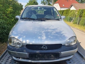 Pokrywa zaworów Opel corsa B 2001r 1.2