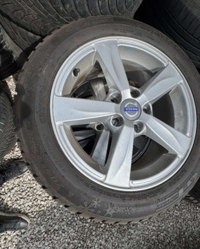 Volvo V40 II Cross Country 2.0 D3 DRIVE-E 150KM 2016 Volvo V40 Bardzo zadbany pelen serwis 2.0 Diesel 150KM, zdjęcie 35