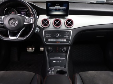 Mercedes CLA C117 Shooting Brake Facelifting 1.6 200 156KM 2017 Mercedes CLA 200, Salon Polska, Automat, Skóra, zdjęcie 11
