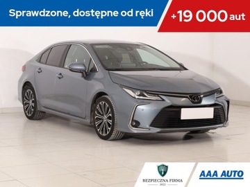 Toyota Corolla XII Sedan 1.5 VVT-i 125KM 2021 Toyota Corolla 1.5 VVT-i, Salon Polska