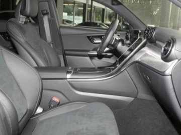 Mercedes GLC C254/X254 Coupe 2.0 220d 197KM 2025 GLC Coupe 220 d 4-Matic AMG Line 2.0 (197KM) 2025, zdjęcie 5