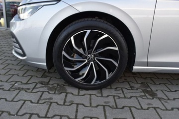 Volkswagen Golf VIII Variant 1.5 eTSI 150KM 2021 Volkswagen Golf Variant Variant 1.5TSI 150KM Pakiety LED ACC Podgrz.fotele, zdjęcie 35