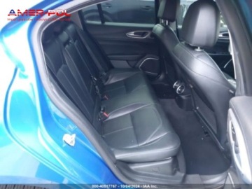 Alfa Romeo Giulia II Sedan 2.0 TBi 280KM 2017 Alfa Romeo Giulia 2017 Alfa Romeo Giulia AWD 2.0 Benzyna 280KM, zdjęcie 12