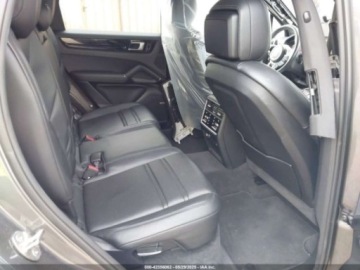 Porsche Cayenne III 2019 Porsche Cayenne S 2019 2.9l 2.9 Benzyna 434KM, zdjęcie 12