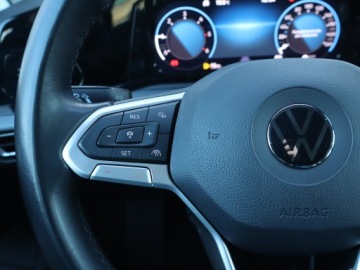 Volkswagen Golf VIII Variant 2.0 TDI 115KM 2022 VW Golf 2.0 TDI, Salon Polska, 1. Właściciel, zdjęcie 16