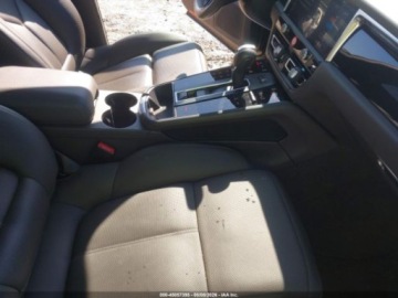 Porsche Macan 2023 Porsche Macan Porsche Macan 2023. 2L 261KM, 4x4, od ubezpieczalni. 2.0, zdjęcie 9