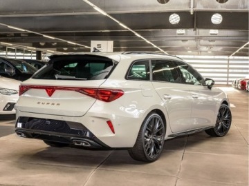 Cupra Leon II Sportstourer Facelifting 1.5 eTSI MHEV 150KM 2025 CUPRA Leon 1.5 eTSI mHEV DSG Combi 150KM 2025, zdjęcie 1